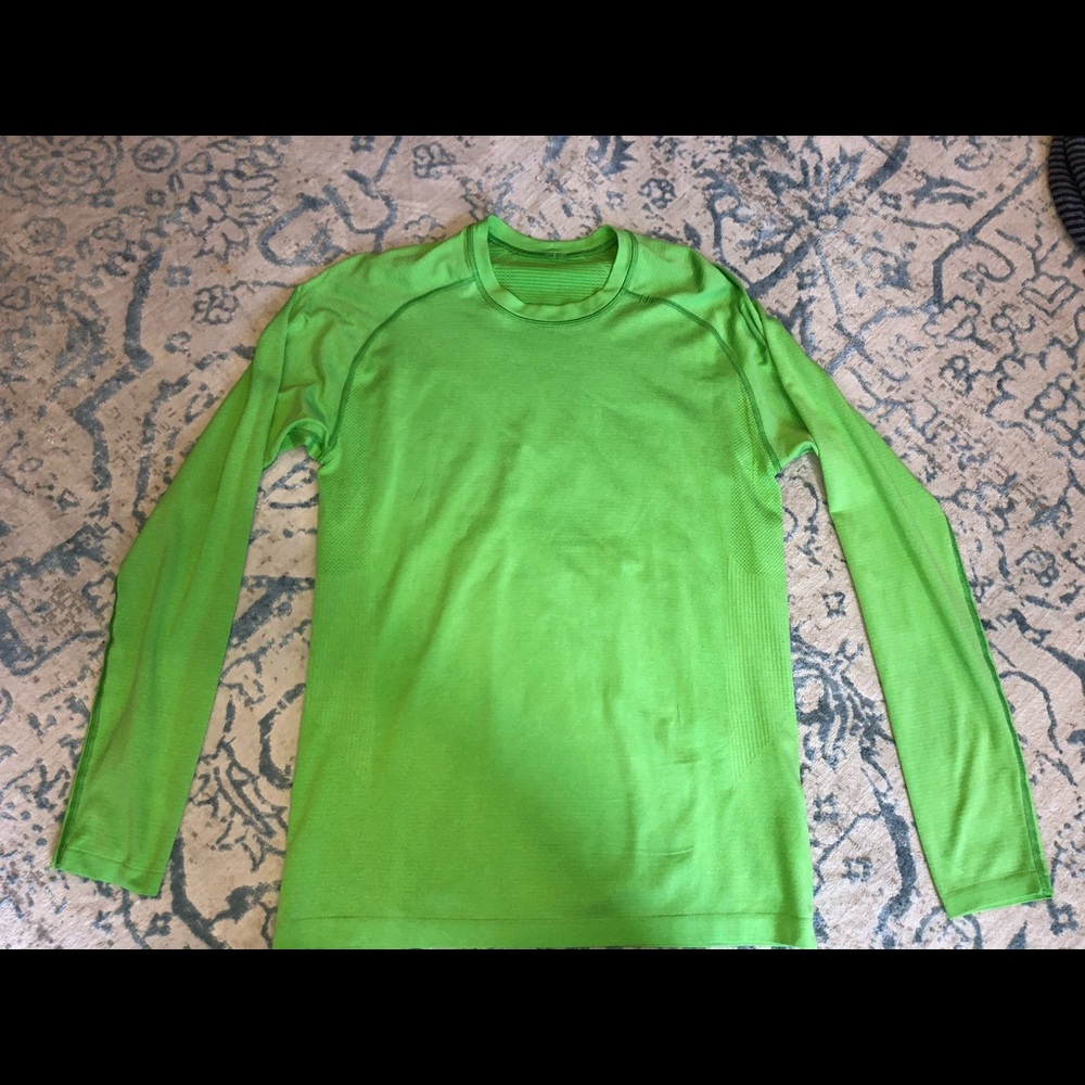 Lululemon metal vent tech long sleeve